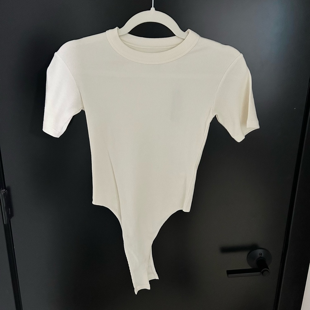 Lounge x Jess Hunt T Shirt Bodysuit in Cream